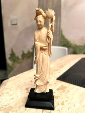 statuette figurine geisha en