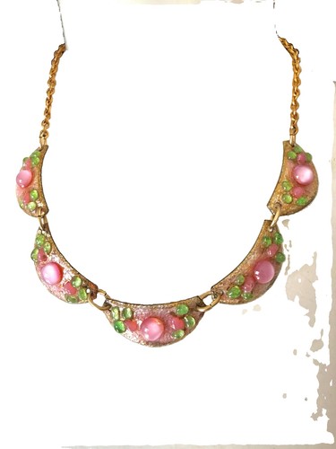 Collier signe pâte verre - h,