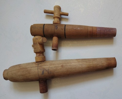 Lot anciens robinets de - de,