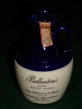 BALLANTINES FINEST SCOTCH WHISKY BOUTEILLE EN CERAMIQUE 70/80 VINTAGE
