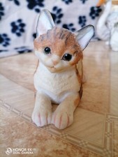 Lot de deux chats tigré en résine