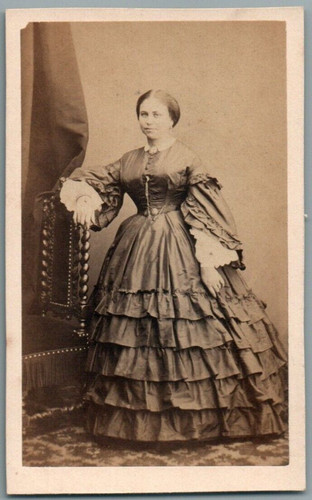 Cdv noblesse femme - femme, robe