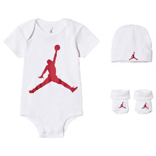 Nike Jordan ensemble bébé 3
