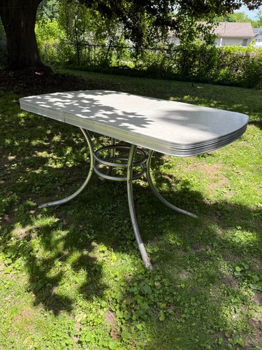 Mid century modern 1950s