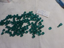 perle vintage superbes , lot de 150 perle  en verre ronde plate vert émeraude