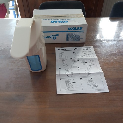 Distributeur savon dermados - savon,
