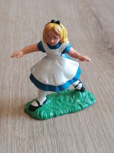 Figurines alice pays des - figurines,