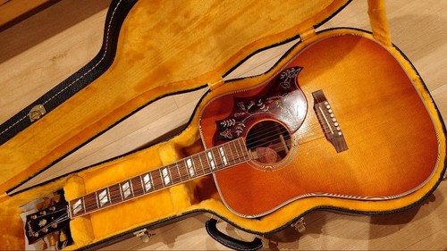 Acoustic guitar gibson - acoustic,