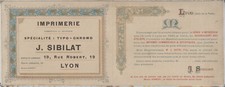 "IMPRIMERIE J.SIBILAT" Carte de visite originale Typo-chromo avant 1900  28x11cm