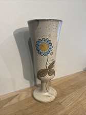 Vase À Pied Forme Mazagran Céramique Grès Les Grottes Dieulefit Motif Fleur