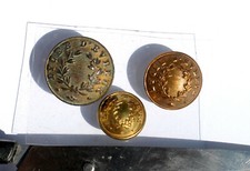 RARE 3 BOUTON UNIFORME ANCIEN