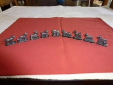 LOT 9 FIGURINES CHIENS EN