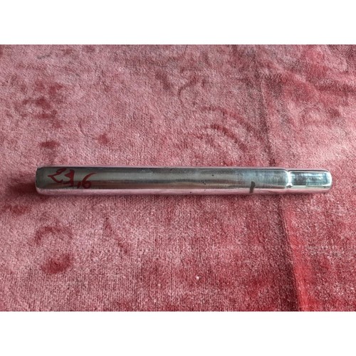 Tige selle acier ancien - de,