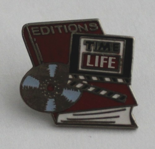 Superbe pins edition time - pins,