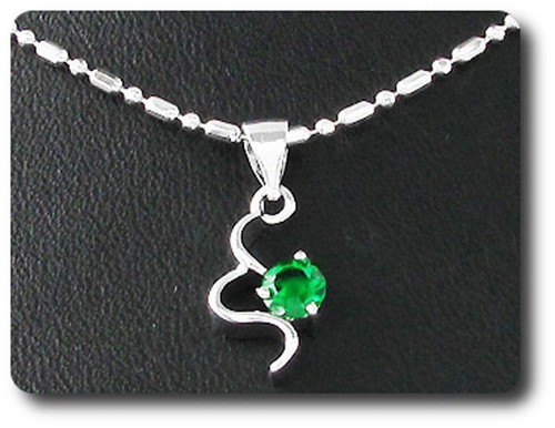 Pendentif emeraude mm - 5,
