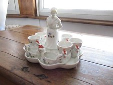 Service à coquetiers ancienne porcelaine