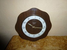 SUPERBE ANCIENNE PENDULE ART DECO VEDETTE QUARTZ