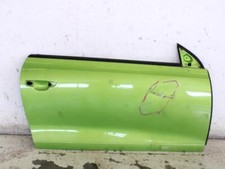 1K8831056K Porte Antérieure