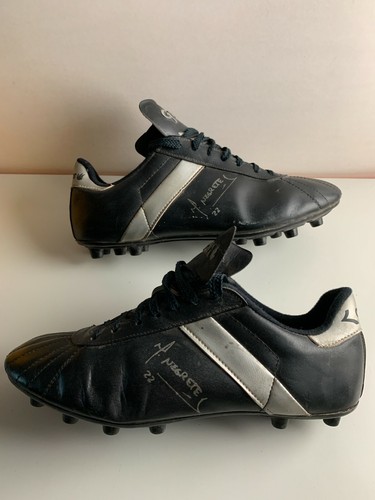 Tres rare chaussures - chaussures, football