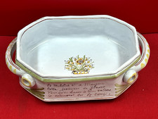 Grande Jardinière, Bannette creuse en faïence - Jardinière parlante de Mariés