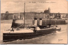 27351 cpa 76 Dieppe - Sortie du Steamer " France "