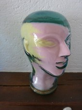 ancienne tete en verre avec