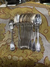 12 anciennes petites cuilleres