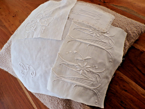 Lot monogrammes brodés - de, 4