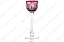Verre à Porto n°5 rouge aux lauriers par Saint-Louis . Red Sherry glass n°5