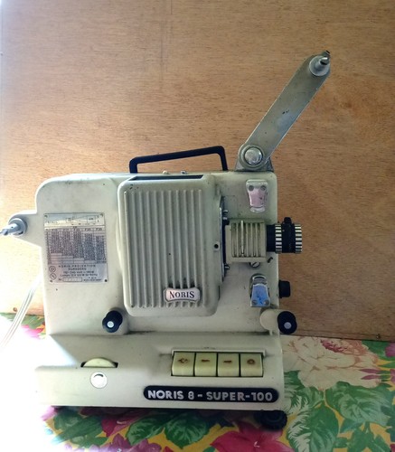 Ancien projecteur cinema - cinema, noris