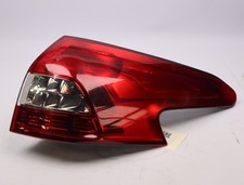Feu arrière droit occasion
