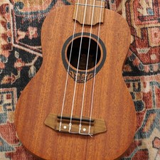 Lag Guitars Tiki Uku Soprano