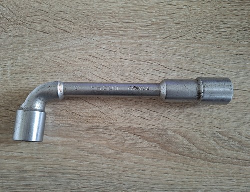 Clé pipe facom 21 - à,