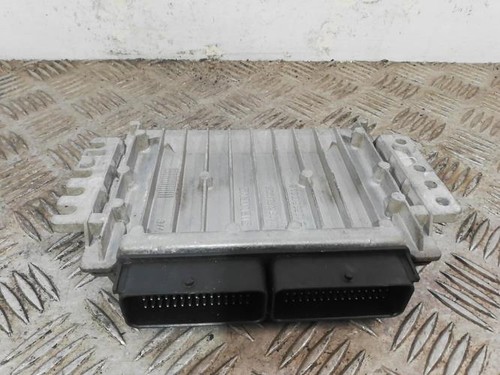Calculateur moteur renault - calculateur,
