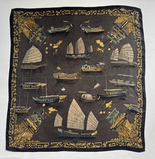 Carré en soie Vintage HERMES "Jonques et Sampans" Françoise de la Perrière 1966