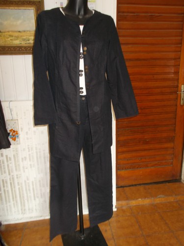 Tailleur pantalon saharienne - tailleur,