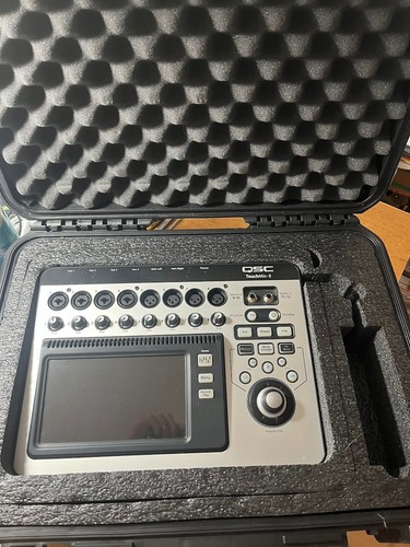 Qsc touch mix - touch-mix, case