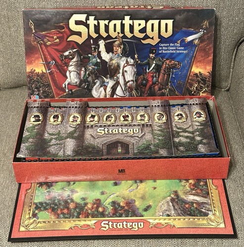 1996 hasbro stratego board - hasbro,