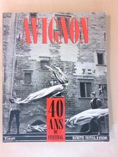 LIVRE PHOTOS ET TEXTE /