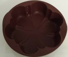 TUPPERWARE NEUF  MOULE