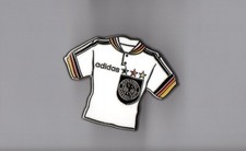 Pin's mode vêtements foot /