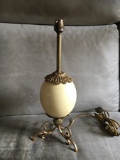 LAMPE ANCIENNE BRONZE ET OEUF