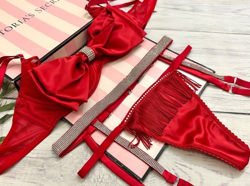 Victoria secret ensemble - secret,