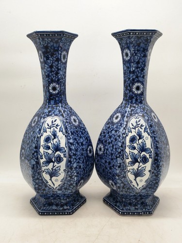 Paire anciens vases faïence - anciens,
