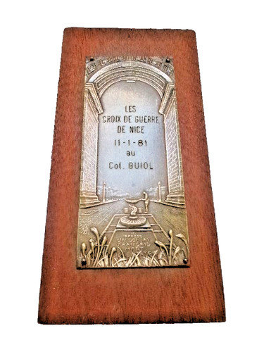Plaque comm laiton - en,