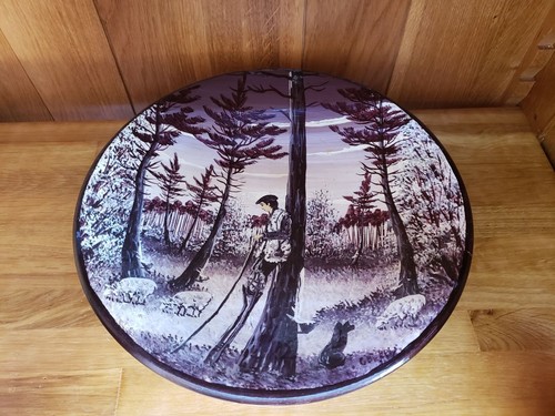 Ancien plat peint - , sur