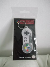 Porte-clés neuf manette SUPER NINTENDO ENTERTAINMENT SYSTEM officiel ss licence