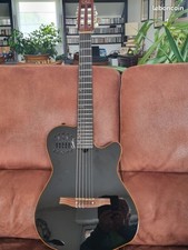 Magnifique guitare Godin nylon