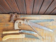 Lot ancienne scie à main pliante outil jardinage vieux jardin coupe branche bois