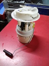 Pompe de Gavage / puits de jauge Peugeot 206 1.1 essence moteur hfx 2005